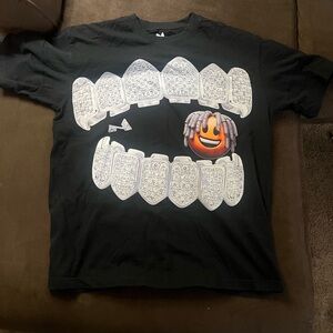 Noissey men’s XL  boxy for Black T-Shirt with Graphic Teeth Design